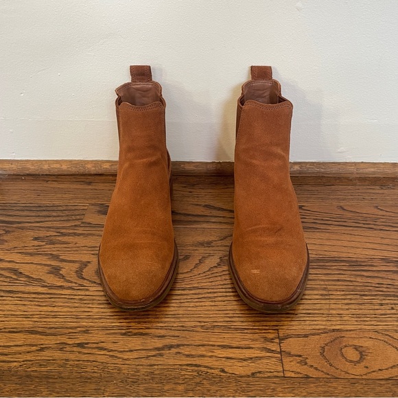 Clarks Clarkdale Arlo ankle Chelsea boot suede leather almond toe pull on work 8 - Picture 4 of 11